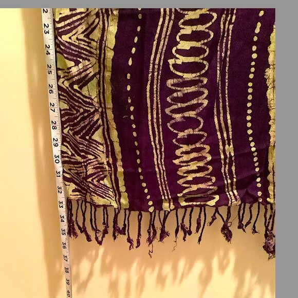 Yoruba-adire Purple & light green rectangle patterned scarf, custom-dyed - Picture 2 of 11